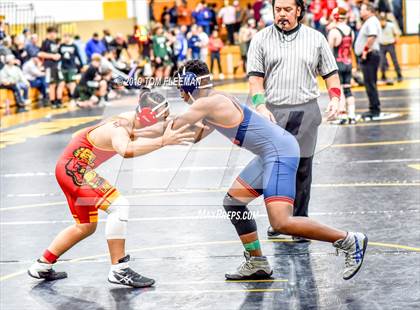 Thumbnail 2 in Shawnee Mission West Invitational photogallery.