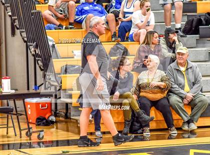 Thumbnail 3 in Shawnee Mission West Invitational photogallery.