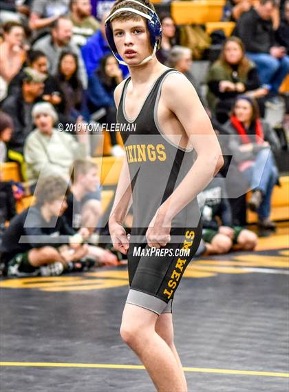 Thumbnail 2 in Shawnee Mission West Invitational photogallery.