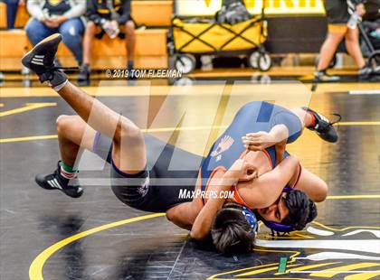 Thumbnail 2 in Shawnee Mission West Invitational photogallery.