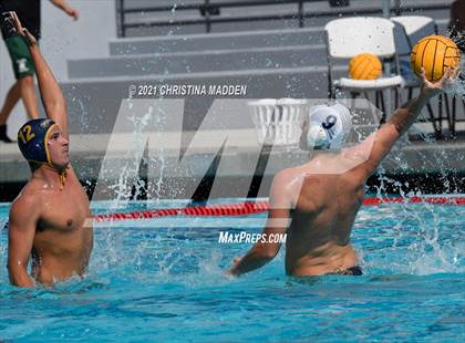 Thumbnail 1 in Los Osos vs. Menlo School photogallery.