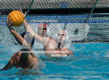 Thumbnail 1 in Los Osos vs. Menlo School photogallery.