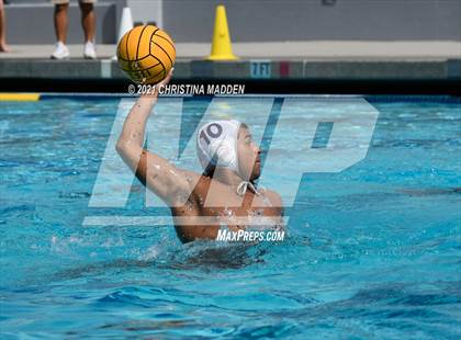 Thumbnail 3 in Los Osos vs. Menlo School photogallery.