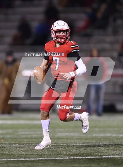 Thumbnail 3 in Olmsted Falls @ Wadsworth (OHSAA D2 Regional Quarterfinal) photogallery.