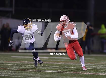 Thumbnail 3 in Olmsted Falls @ Wadsworth (OHSAA D2 Regional Quarterfinal) photogallery.