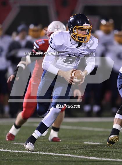 Thumbnail 1 in Olmsted Falls @ Wadsworth (OHSAA D2 Regional Quarterfinal) photogallery.