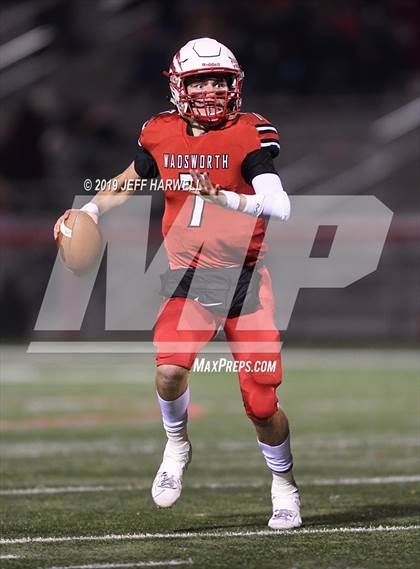 Thumbnail 3 in Olmsted Falls @ Wadsworth (OHSAA D2 Regional Quarterfinal) photogallery.