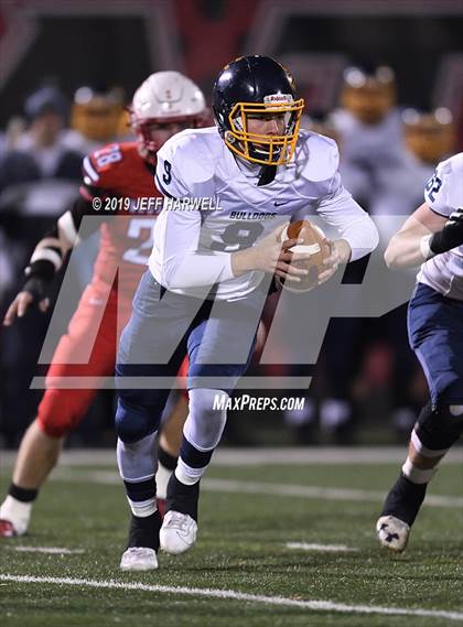Thumbnail 3 in Olmsted Falls @ Wadsworth (OHSAA D2 Regional Quarterfinal) photogallery.