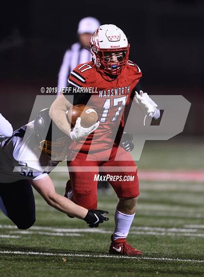Thumbnail 3 in Olmsted Falls @ Wadsworth (OHSAA D2 Regional Quarterfinal) photogallery.