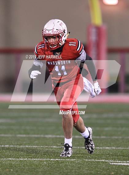 Thumbnail 2 in Olmsted Falls @ Wadsworth (OHSAA D2 Regional Quarterfinal) photogallery.