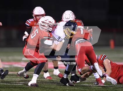 Thumbnail 3 in Olmsted Falls @ Wadsworth (OHSAA D2 Regional Quarterfinal) photogallery.