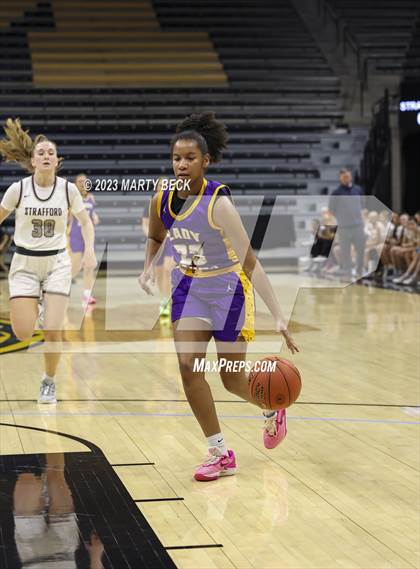 Thumbnail 3 in Lyon County vs Strafford (Norm Stewart Classic) photogallery.