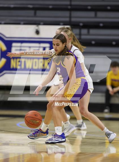 Thumbnail 1 in Lyon County vs Strafford (Norm Stewart Classic) photogallery.