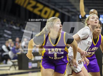 Thumbnail 2 in Lyon County vs Strafford (Norm Stewart Classic) photogallery.