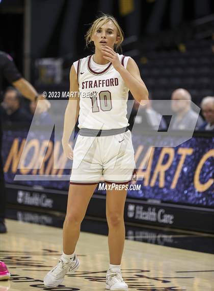 Thumbnail 2 in Lyon County vs Strafford (Norm Stewart Classic) photogallery.