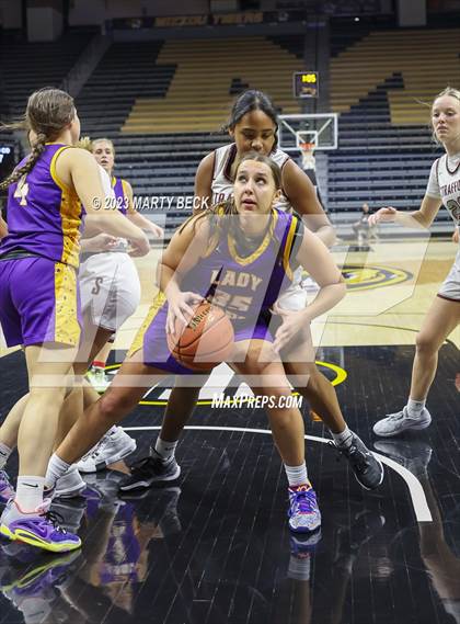 Thumbnail 1 in Lyon County vs Strafford (Norm Stewart Classic) photogallery.