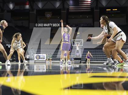 Thumbnail 1 in Lyon County vs Strafford (Norm Stewart Classic) photogallery.