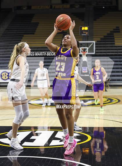 Thumbnail 3 in Lyon County vs Strafford (Norm Stewart Classic) photogallery.