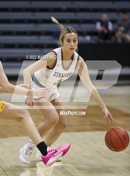 Thumbnail 3 in Lyon County vs Strafford (Norm Stewart Classic) photogallery.