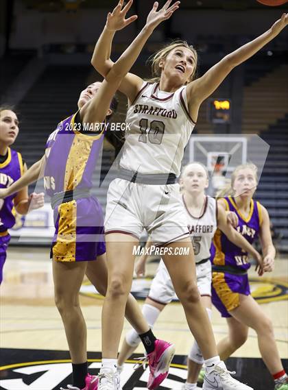 Thumbnail 1 in Lyon County vs Strafford (Norm Stewart Classic) photogallery.
