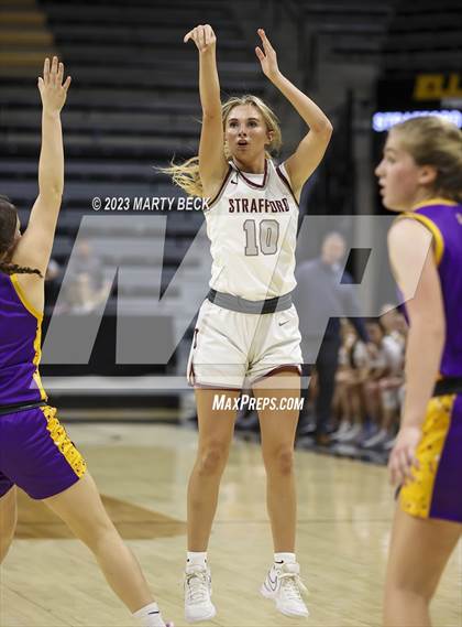Thumbnail 3 in Lyon County vs Strafford (Norm Stewart Classic) photogallery.