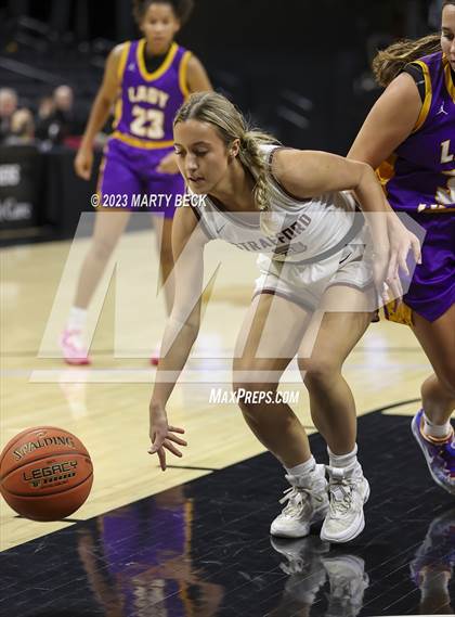 Thumbnail 3 in Lyon County vs Strafford (Norm Stewart Classic) photogallery.