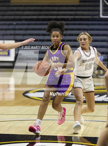 Thumbnail 1 in Lyon County vs Strafford (Norm Stewart Classic) photogallery.