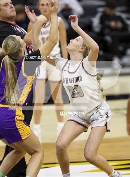 Thumbnail 1 in Lyon County vs Strafford (Norm Stewart Classic) photogallery.
