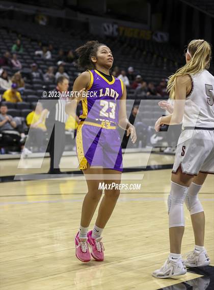 Thumbnail 3 in Lyon County vs Strafford (Norm Stewart Classic) photogallery.
