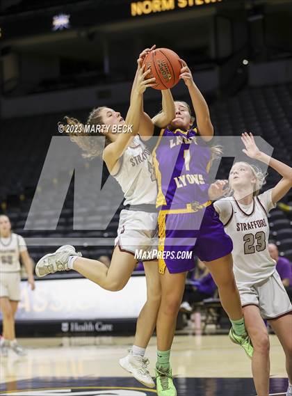 Thumbnail 1 in Lyon County vs Strafford (Norm Stewart Classic) photogallery.