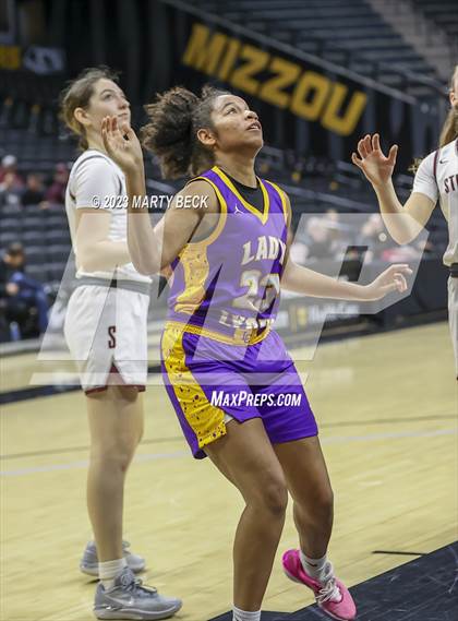 Thumbnail 1 in Lyon County vs Strafford (Norm Stewart Classic) photogallery.