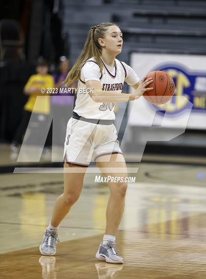 Thumbnail 1 in Lyon County vs Strafford (Norm Stewart Classic) photogallery.