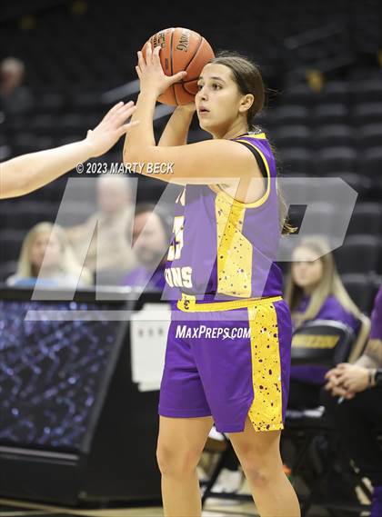 Thumbnail 2 in Lyon County vs Strafford (Norm Stewart Classic) photogallery.