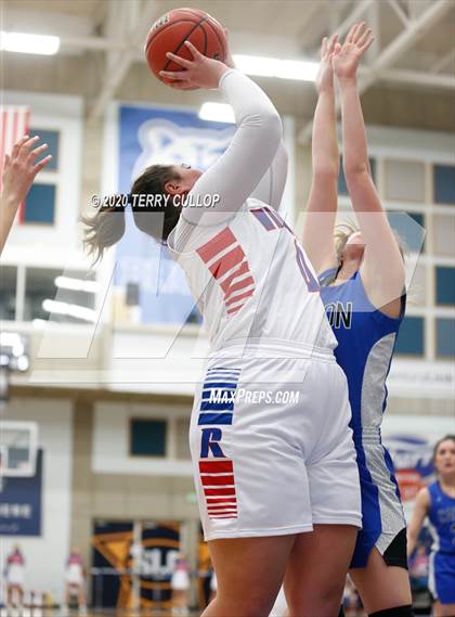 Thumbnail 2 in Carbon vs. Richfield (UHSAA 3A Quarterfinal) photogallery.