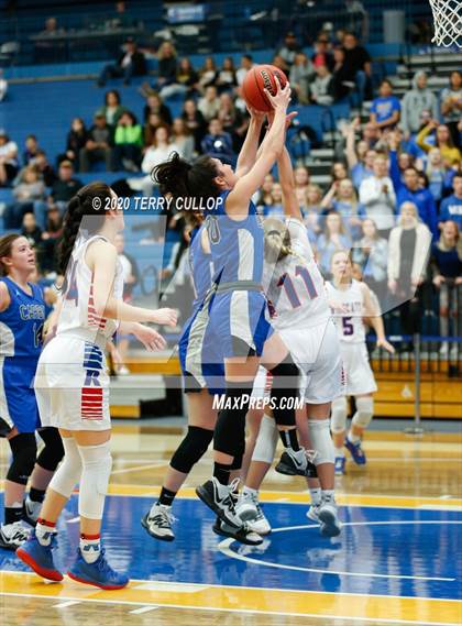 Thumbnail 2 in Carbon vs. Richfield (UHSAA 3A Quarterfinal) photogallery.