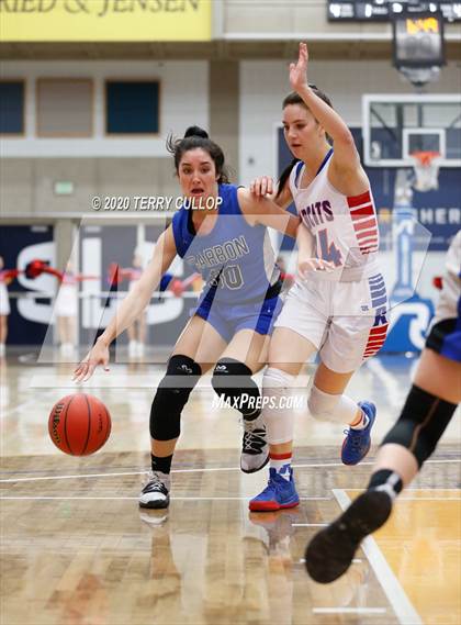 Thumbnail 1 in Carbon vs. Richfield (UHSAA 3A Quarterfinal) photogallery.