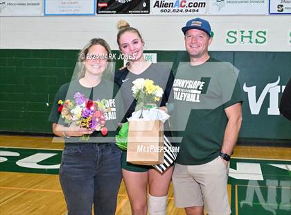 Thumbnail 2 in Sunnyslope (Senior Night) photogallery.