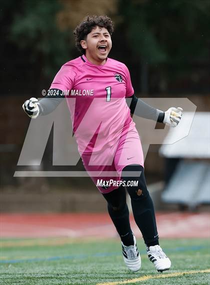 Thumbnail 3 in Saint Francis @ Archbishop Mitty (CIFState NorCal D1 Championship) photogallery.