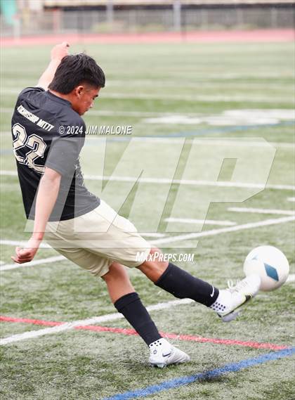 Thumbnail 3 in Saint Francis @ Archbishop Mitty (CIFState NorCal D1 Championship) photogallery.