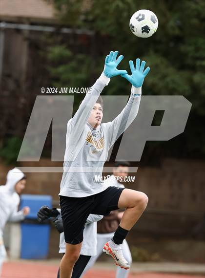 Thumbnail 1 in Saint Francis @ Archbishop Mitty (CIFState NorCal D1 Championship) photogallery.