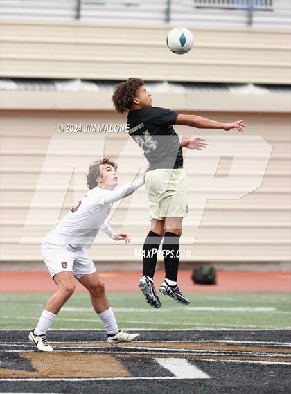 Thumbnail 3 in Saint Francis @ Archbishop Mitty (CIFState NorCal D1 Championship) photogallery.