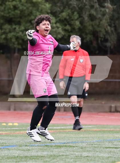 Thumbnail 1 in Saint Francis @ Archbishop Mitty (CIFState NorCal D1 Championship) photogallery.