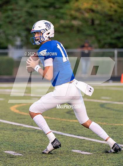 Thumbnail 1 in Indianapolis Arsenal Technical @ Indianapolis Bishop Chatard photogallery.