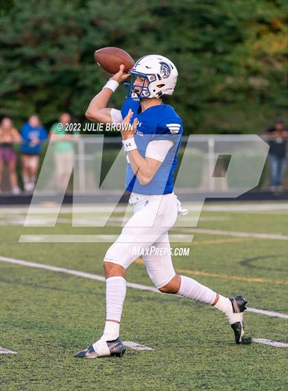 Thumbnail 2 in Indianapolis Arsenal Technical @ Indianapolis Bishop Chatard photogallery.