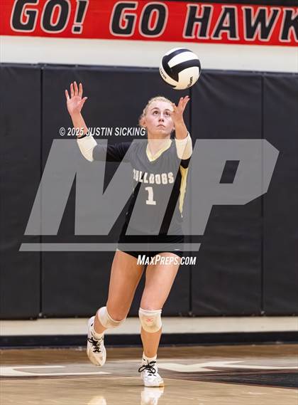 Thumbnail 1 in Lapel vs. Sheridan photogallery.