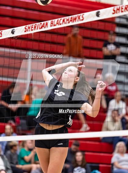 Thumbnail 2 in Lapel vs. Sheridan photogallery.