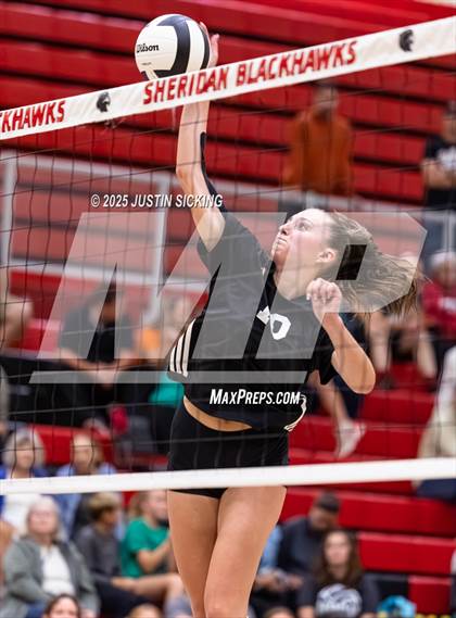Thumbnail 3 in Lapel vs. Sheridan photogallery.