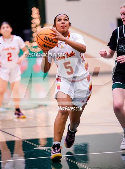 Thumbnail 1 in Tulare Union vs. Reedley photogallery.