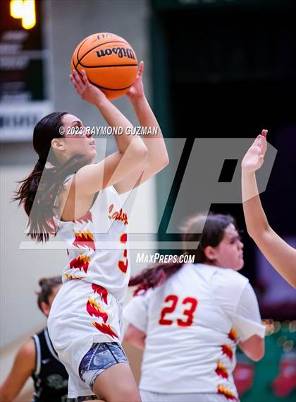 Thumbnail 1 in Tulare Union vs. Reedley photogallery.