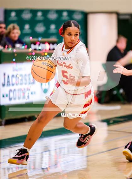 Thumbnail 3 in Tulare Union vs. Reedley photogallery.